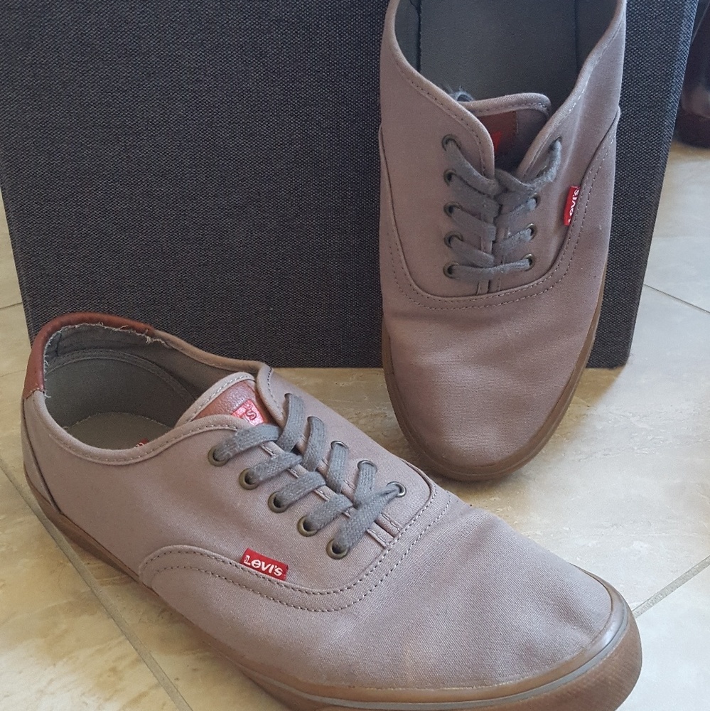 Levis sneakers